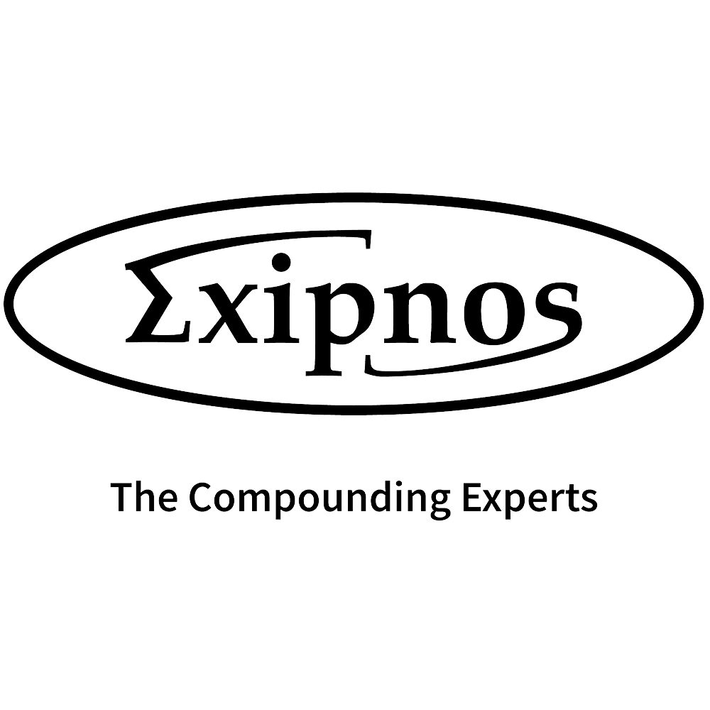 Logo von Sxipnos, den Compounding-Experten, mit stilisiertem Schriftzug und ovalem Rahmen in Schwarzweiß.
